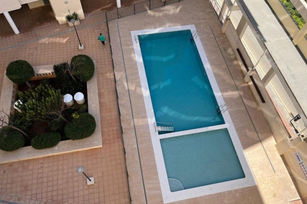 2 bed apartamento in Calpe / Calp