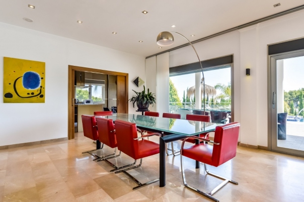 5 bed villa in Benissa