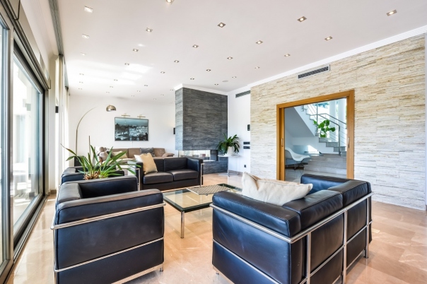 5 bed villa in Benissa