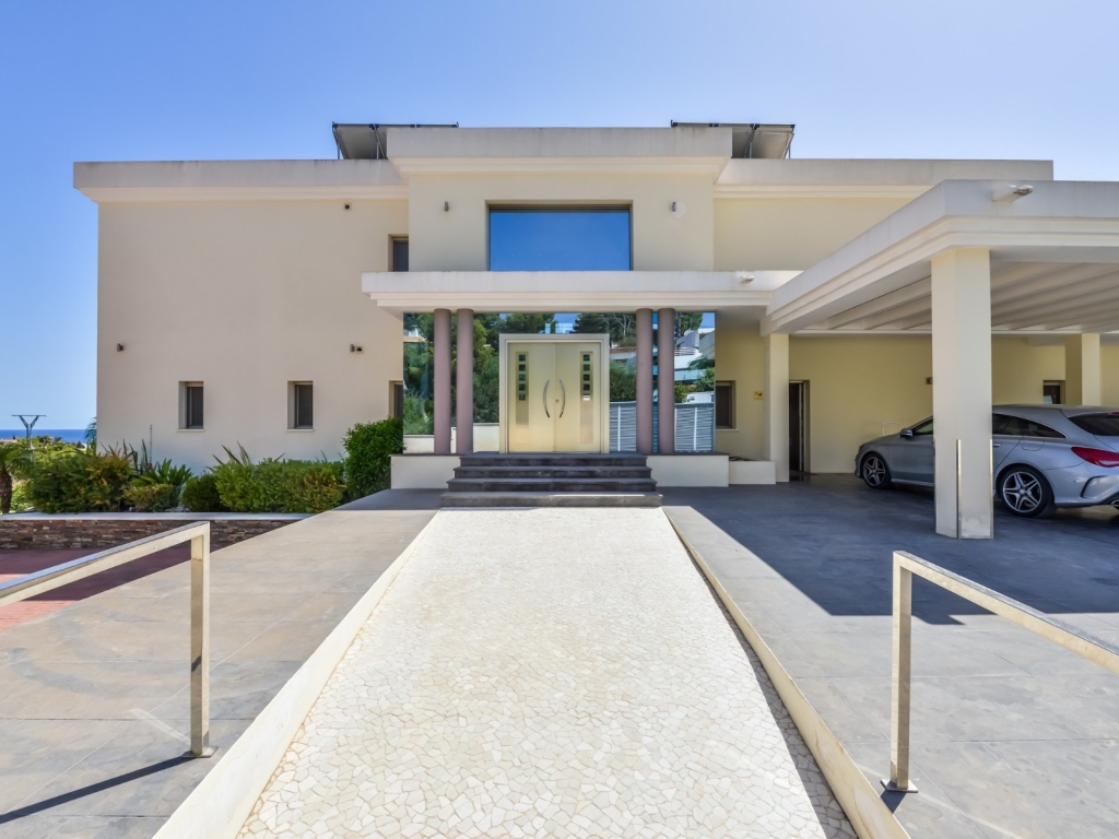 5 bed villa in Benissa