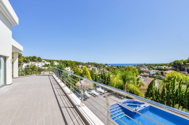 5 bed villa in Benissa
