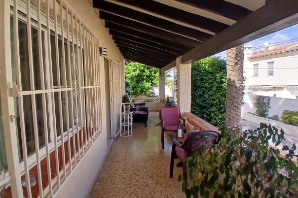 9 bed villa in Alfàs del Pi (l')