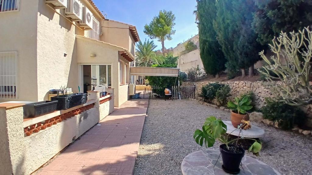 9 bed villa in Alfàs del Pi (l')
