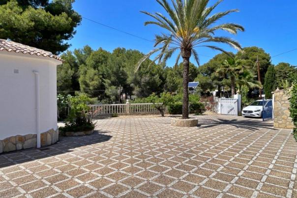 3 bed villa in Moraira