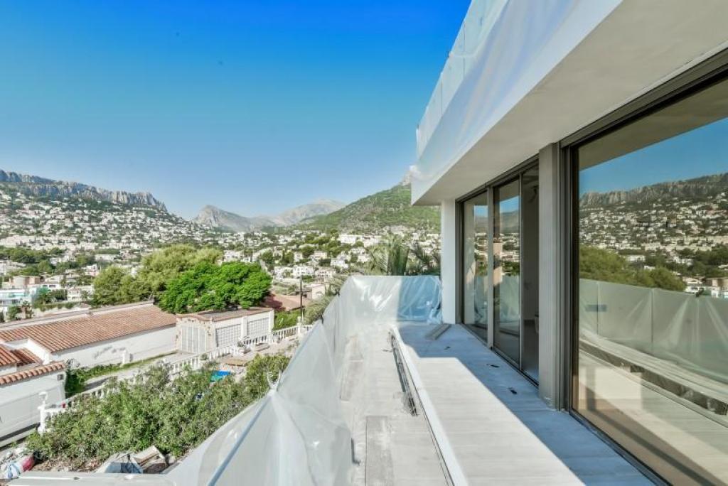 6 bed villas in Calpe
