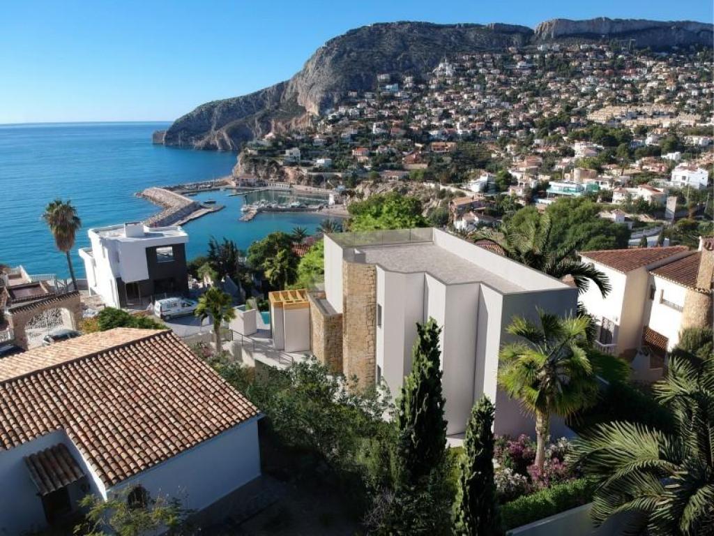 6 bed villas in Calpe