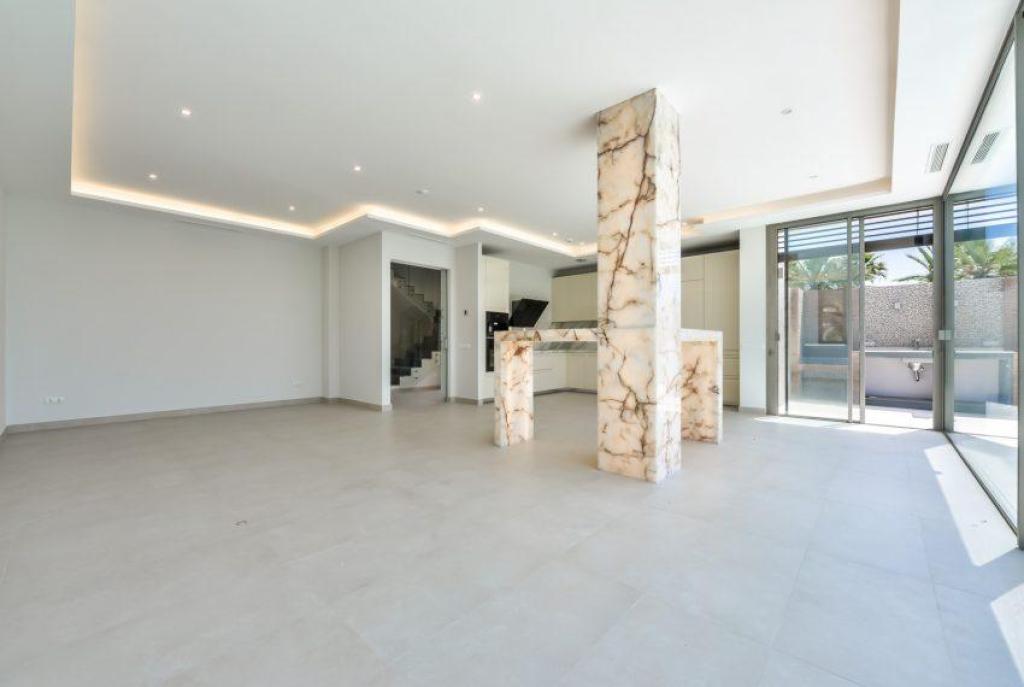 6 bed villas in Calpe