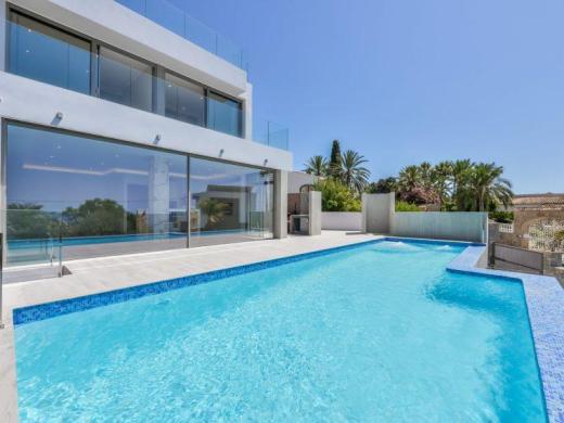 6 bed villas in Calpe