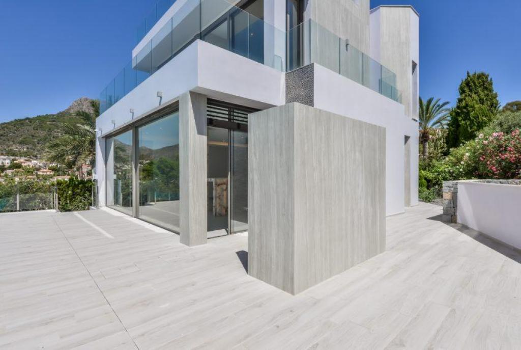 6 bed villas in Calpe
