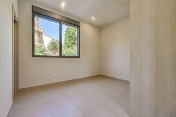 6 bed villas in Calpe