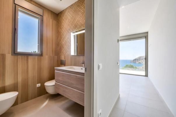 6 bed villas in Calpe