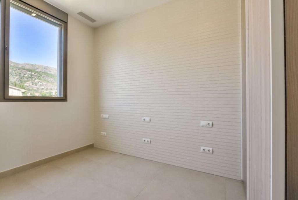 6 bed villas in Calpe