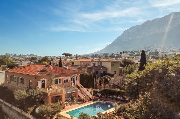 7 bed villa in Denia