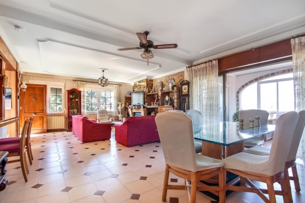 7 bed villa in Denia