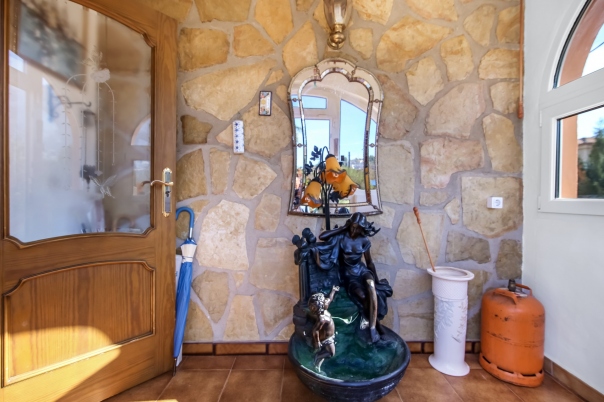 7 bed villa in Denia