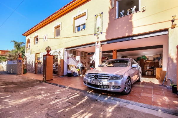 7 bed villa in Denia