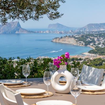 4 bed villas in Moraira