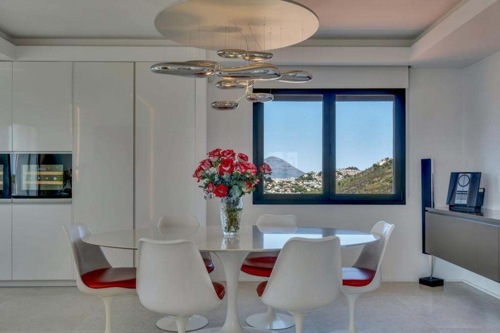 4 bed villas in Moraira