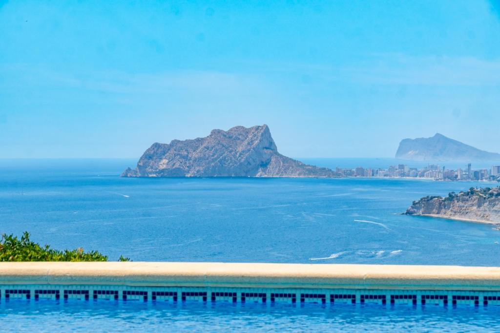 4 bed villas in Moraira