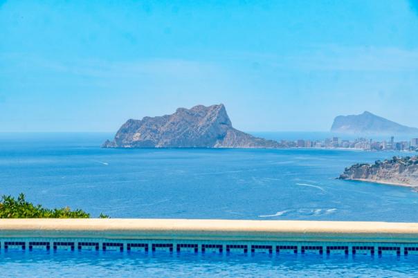 4 bed villas in Moraira