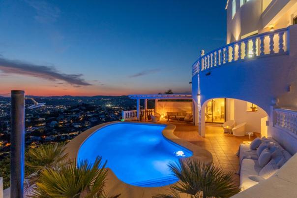 4 bed villas in Moraira