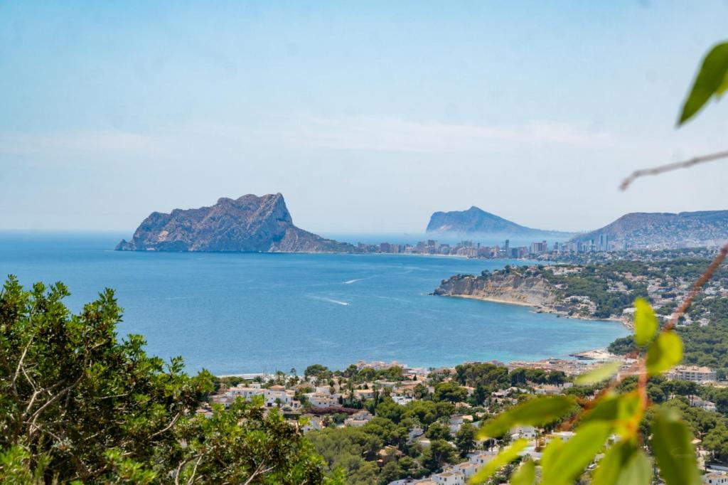 4 bed villas in Moraira