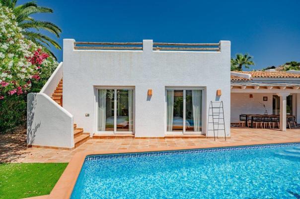 5 bed casa / chalet in Benissa