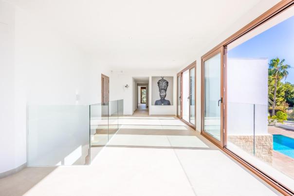 5 bed villa in Alfaz del Pi