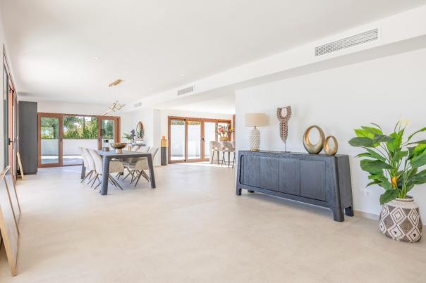 5 bed villa in Alfaz del Pi