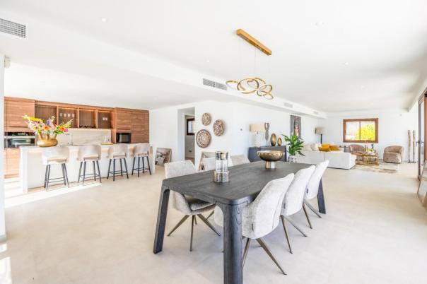 5 bed villa in Alfaz del Pi