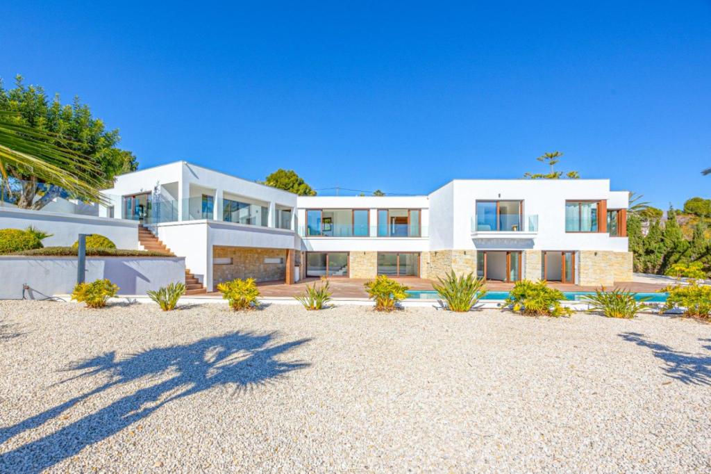 5 bed villa in Alfaz del Pi