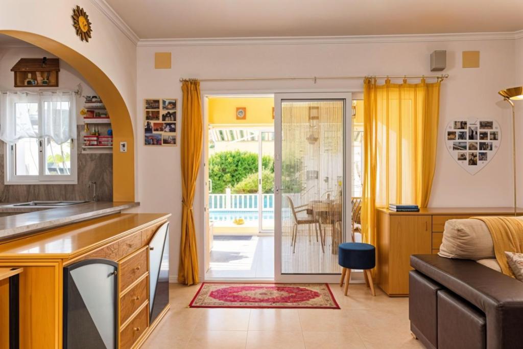 4 bed villas in Calpe