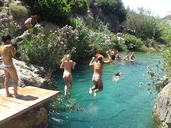 Las Fuentes Del Algar