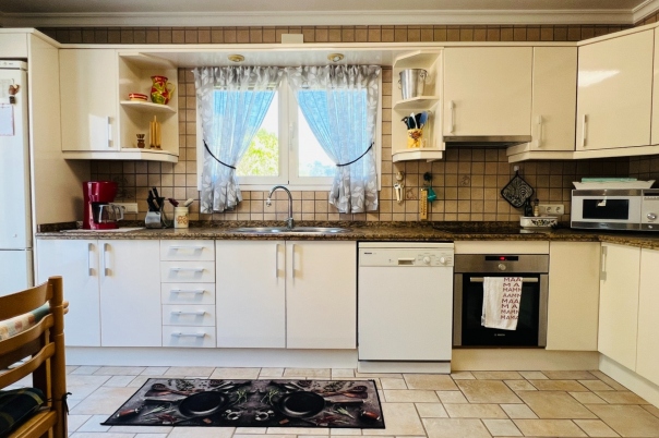 4 bed villa in Moraira