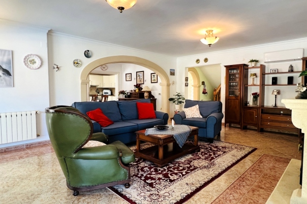 4 bed villa in Moraira