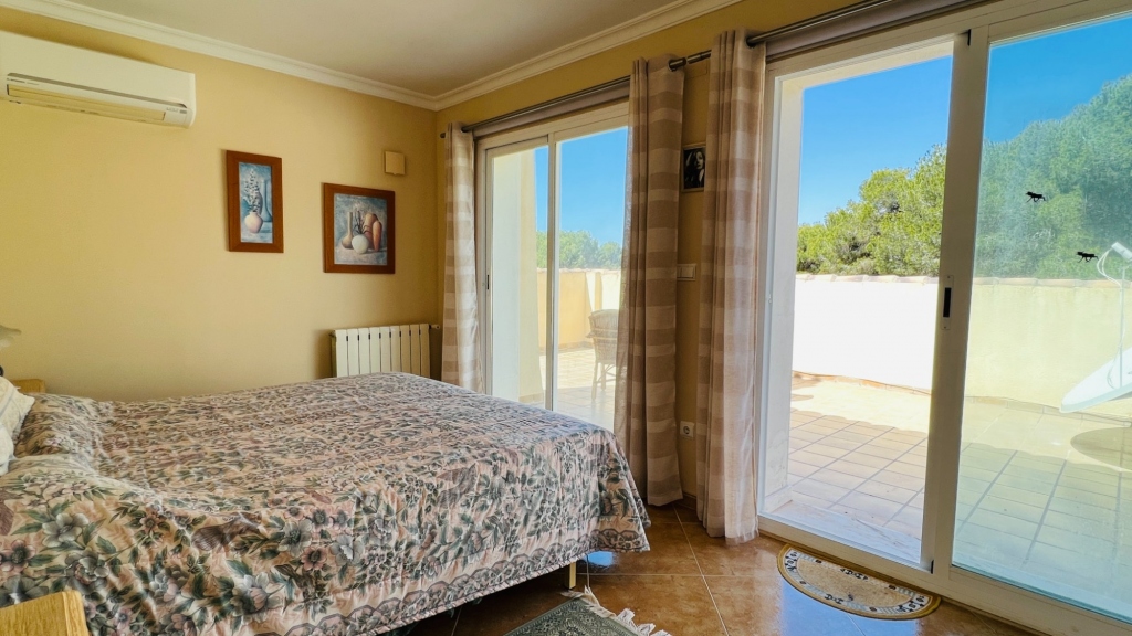 4 bed villa in Moraira