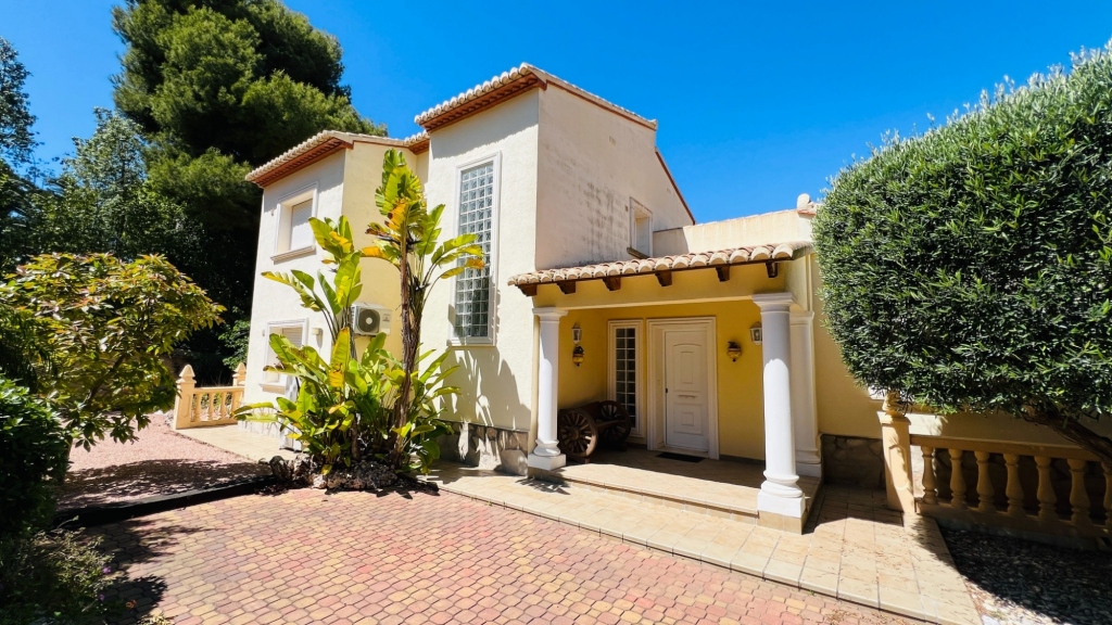 4 bed villa in Moraira