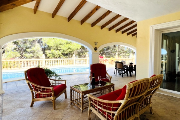 4 bed villa in Moraira