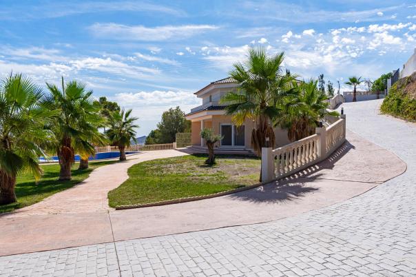 4 bed villa in La Nucía