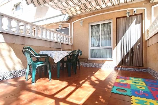4 bed bungalow in Santa Pola