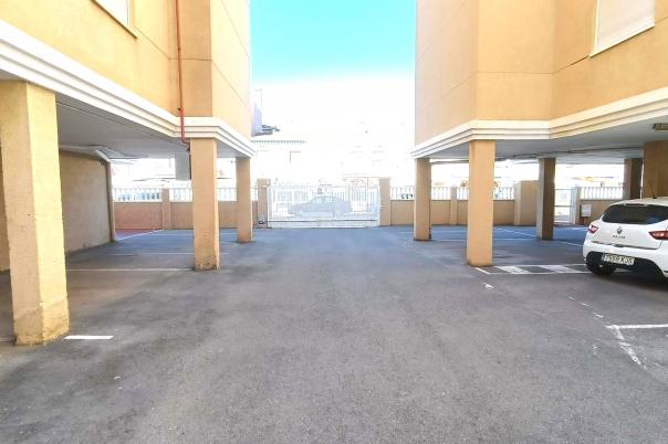 4 bed bungalow in Santa Pola