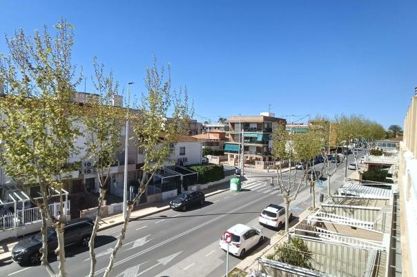 4 bed bungalow in Santa Pola