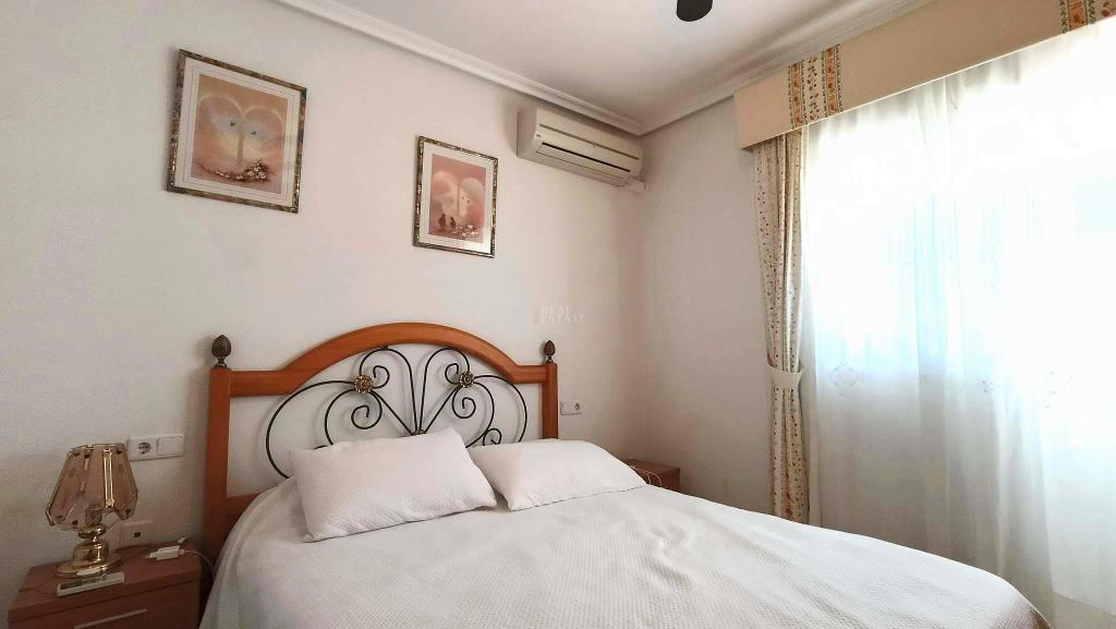 4 bed bungalow in Santa Pola