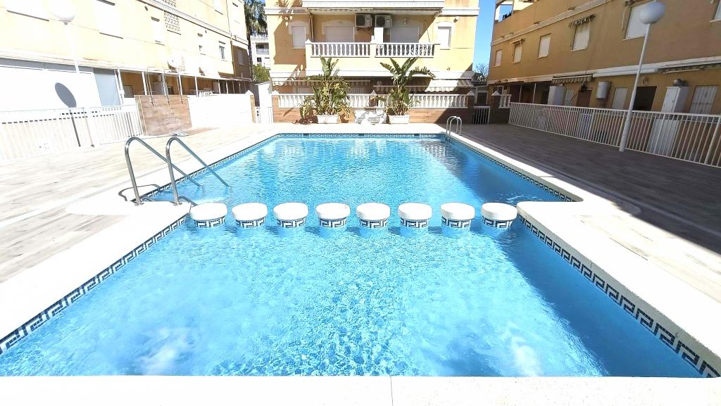 4 bed bungalow in Santa Pola