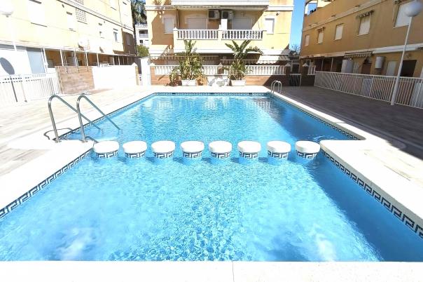 4 bed bungalow in Santa Pola