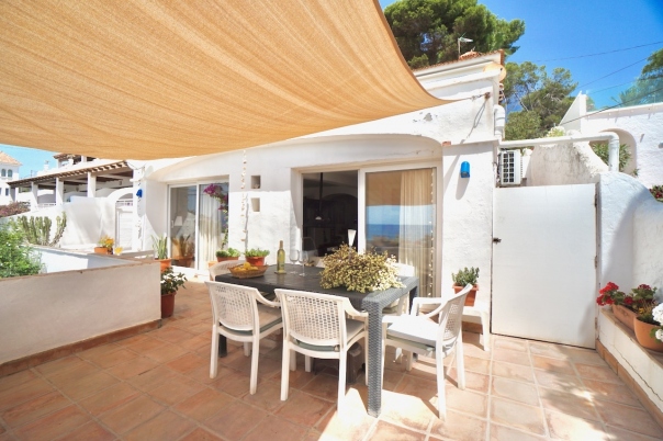 4 bed apartments - flats in Moraira