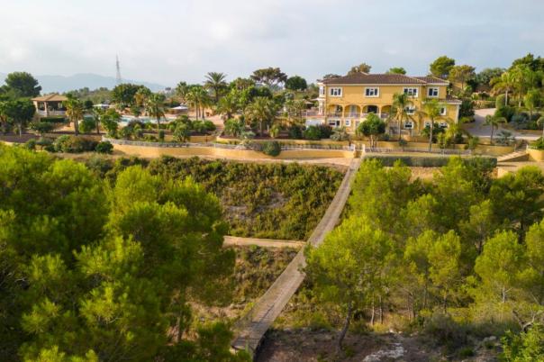 7 bed villa in La Nucía