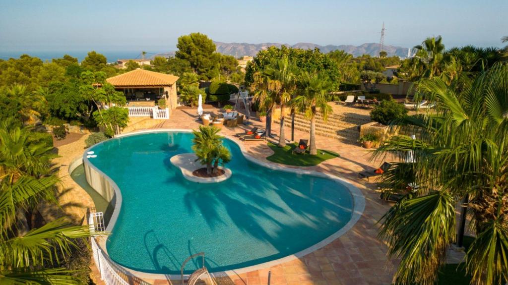 7 bed villa in La Nucía