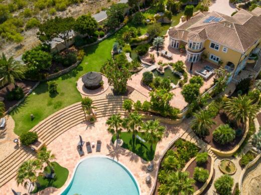 7 bed villa in La Nucía