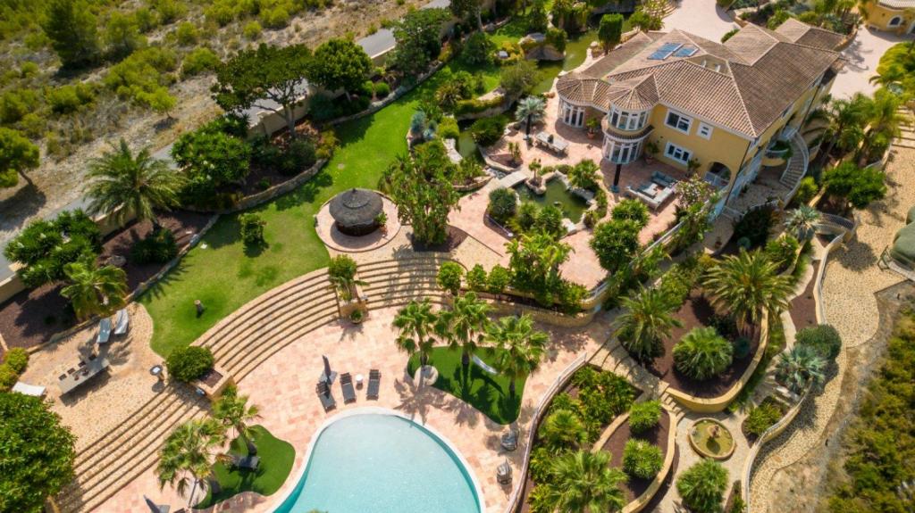 7 bed villa in La Nucía